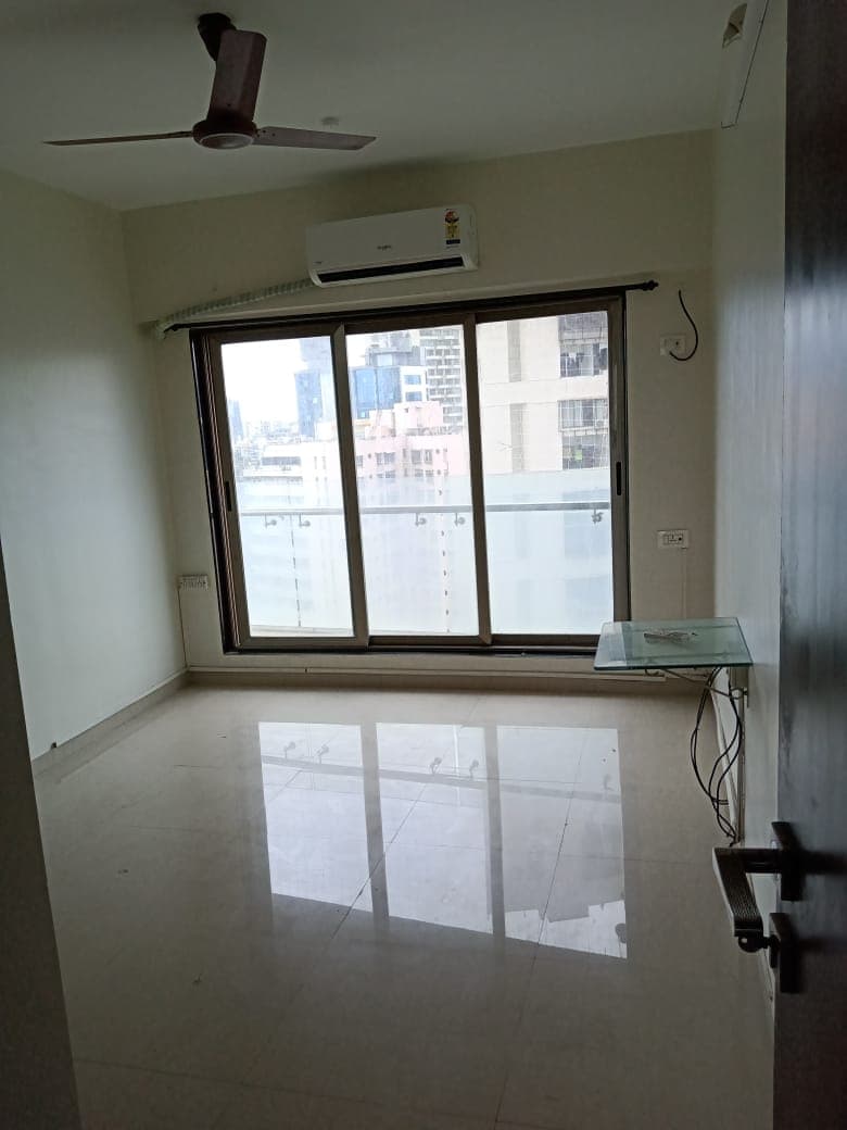 Lashkaria Green Heights in Andheri West - Photo 5