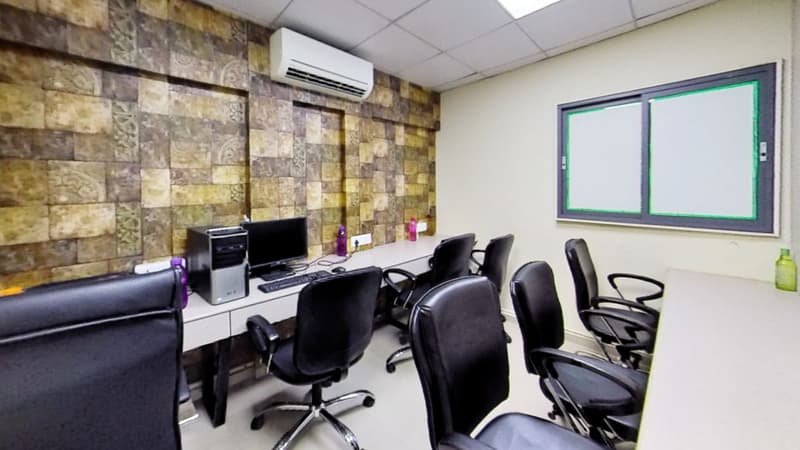 Business Square in Andheri West - Photo 9