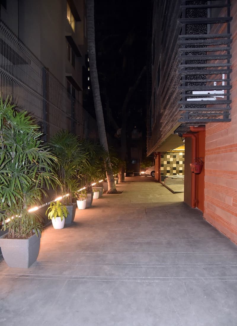 Gurudev Bhavan in Khar West - Photo 6