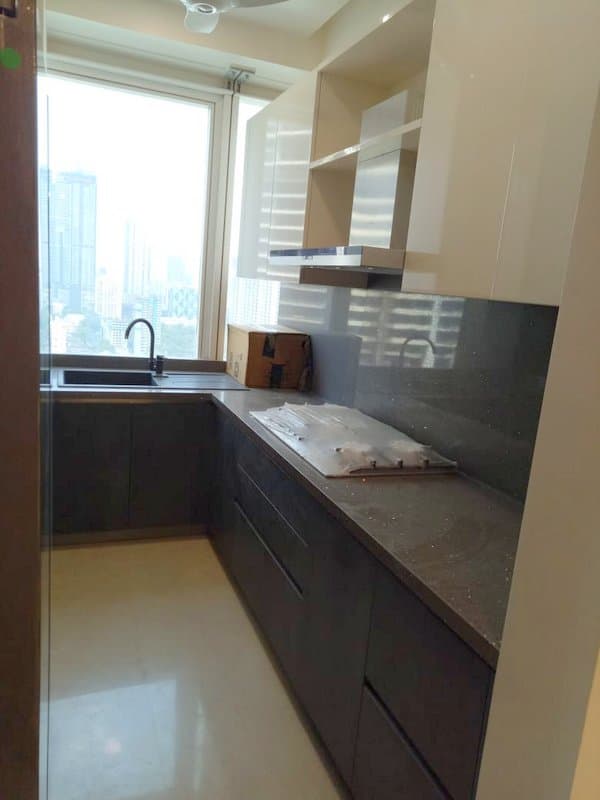Indiabulls Blu in Worli - Photo 15