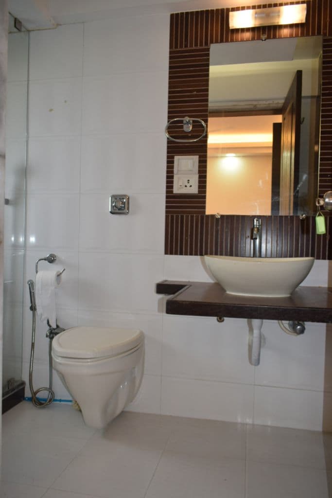 Kanti Apartment in Bandra West - Photo 30
