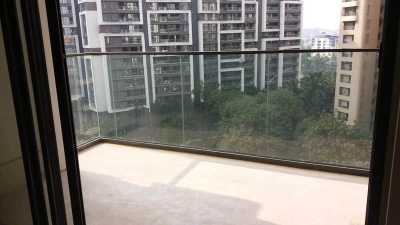 4 BHK Apartment for Rent in Rustomjee Seasons, Bandra East - Photo 5