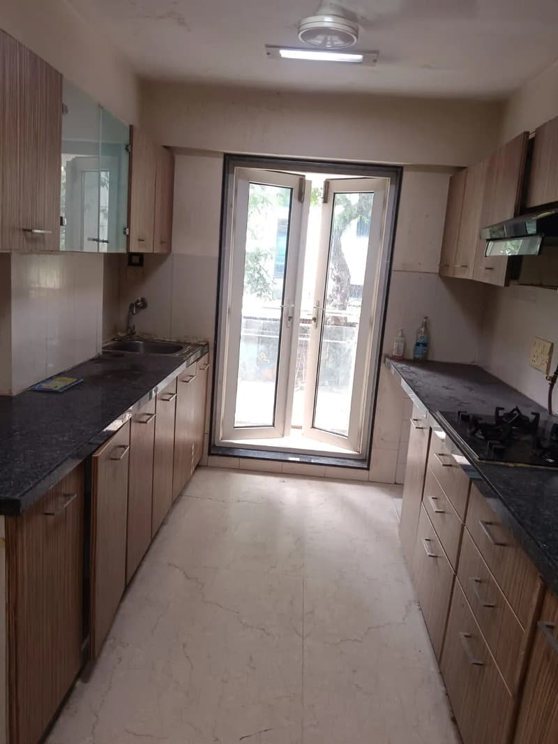4 BHK Apartment for Rent in Gym View, Khar West - Photo 9