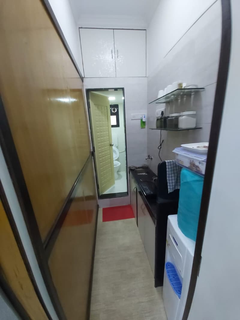 Crystal Plaza in Andheri West - Photo 9