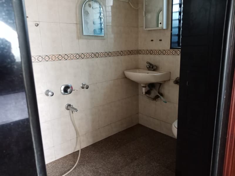 Shanti Towers in Andheri West - Photo 6