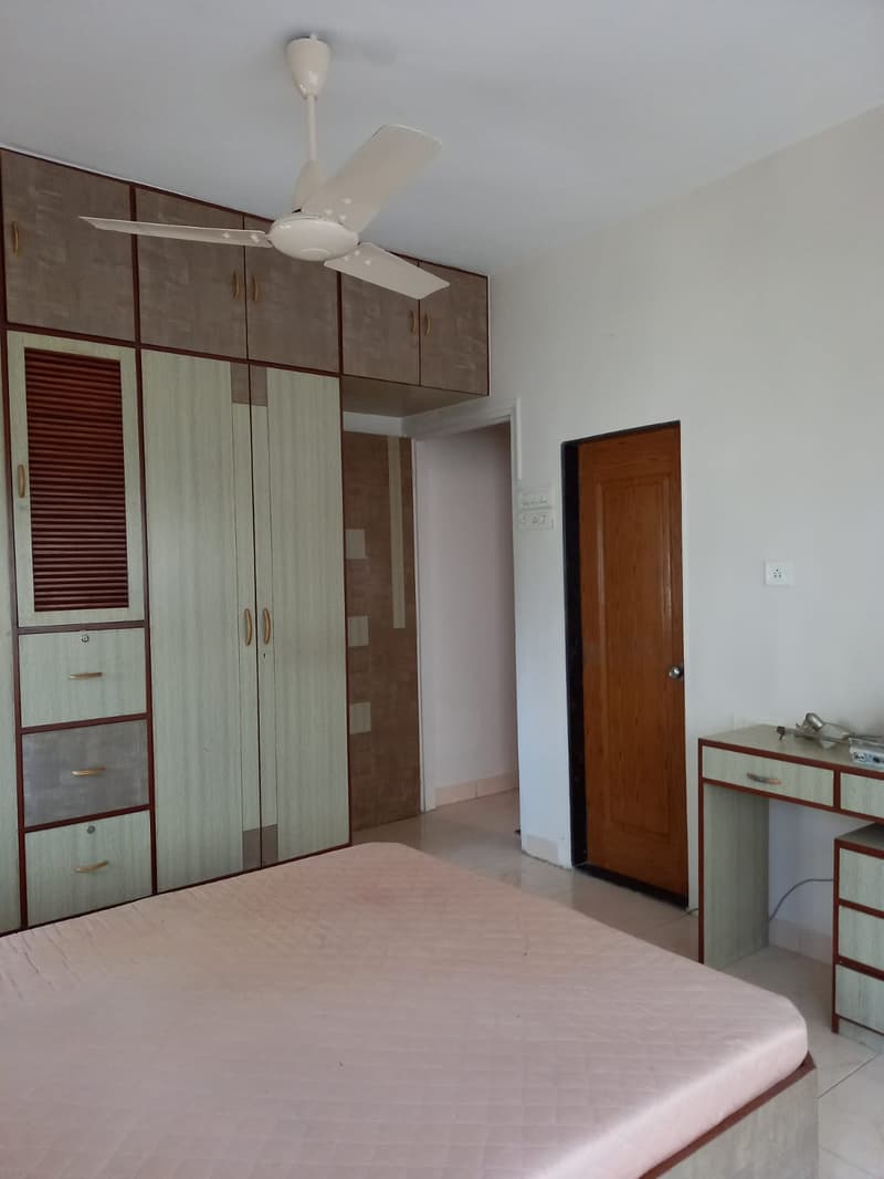 Cozy Home in Bandra West - Photo 8