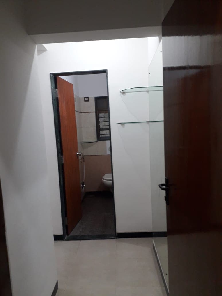 Kohinoor Apartment in Andheri West - Photo 6