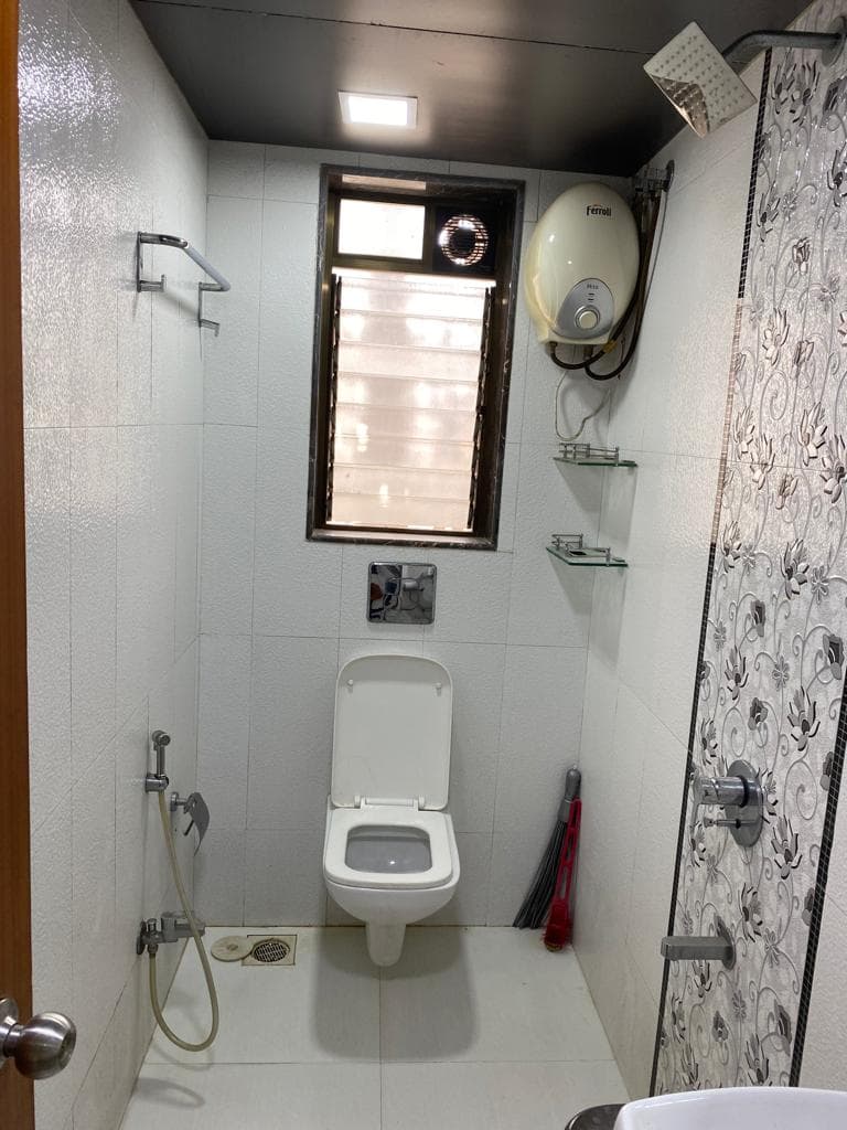 Apsara Cosmopolitan in Bandra West - Photo 15