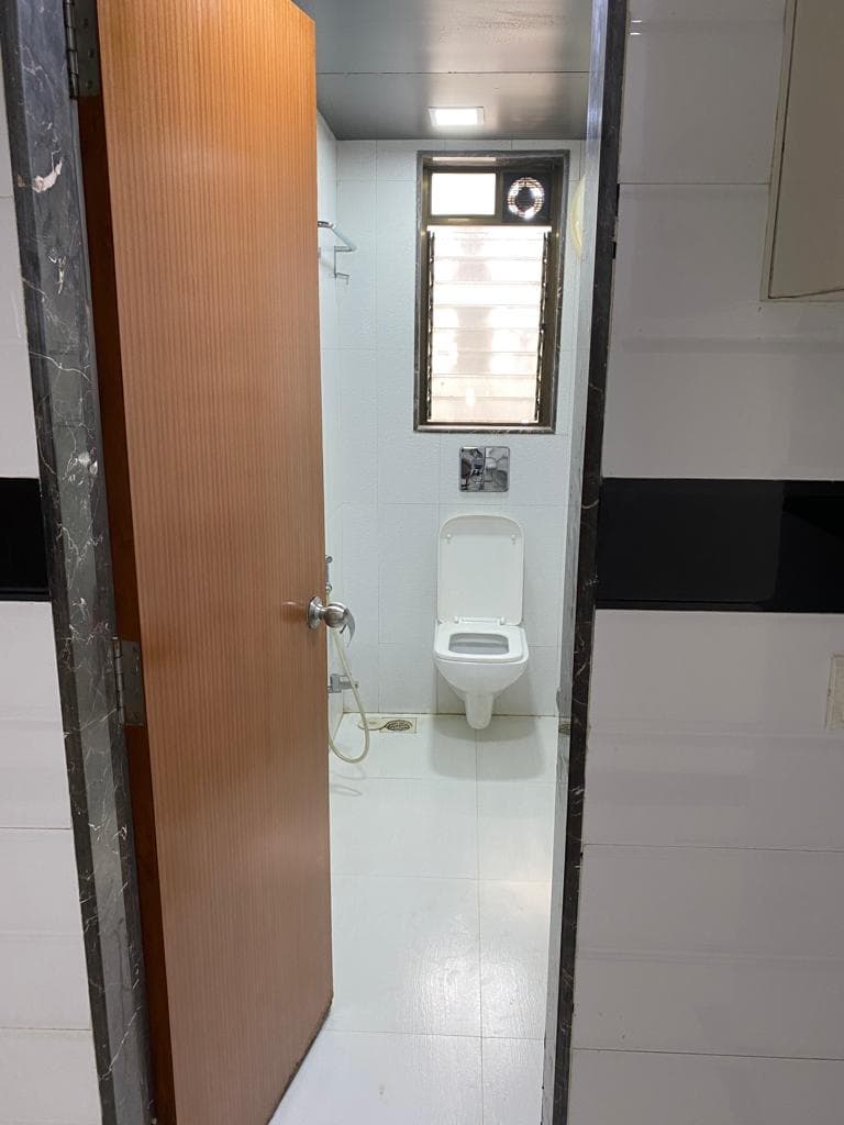 Apsara Cosmopolitan in Bandra West - Photo 3