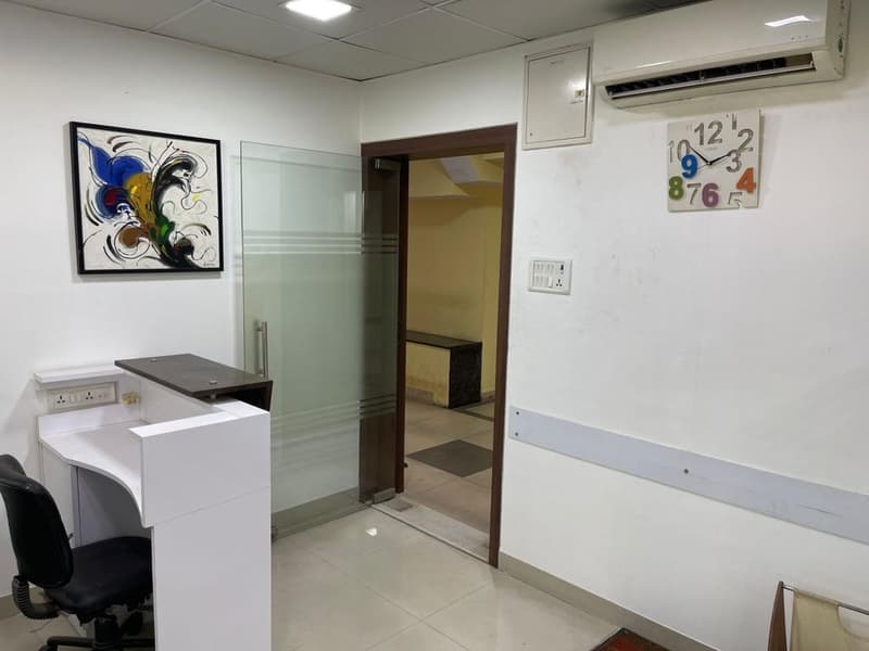 Office for Lease in Cosmos Plaza, Andheri West - Photo 2