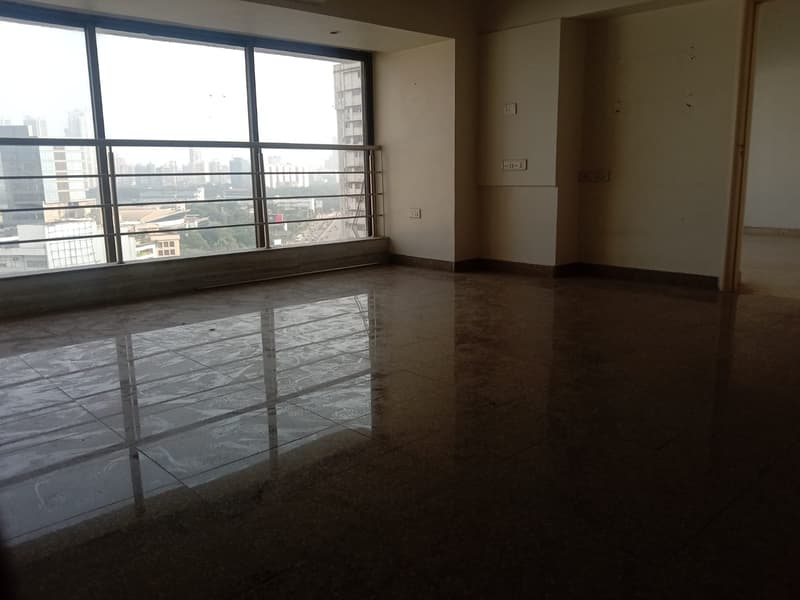 Madhuli in Worli - Photo 2