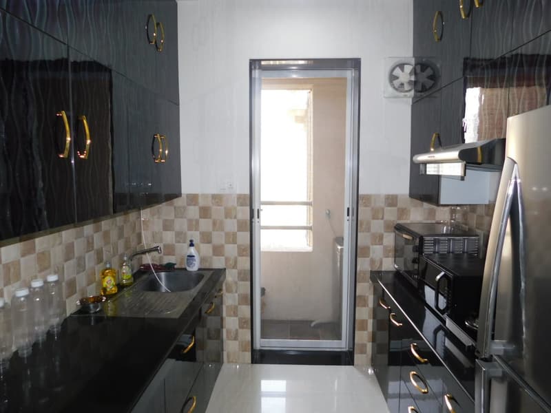 Lily White in Andheri East - Photo 21