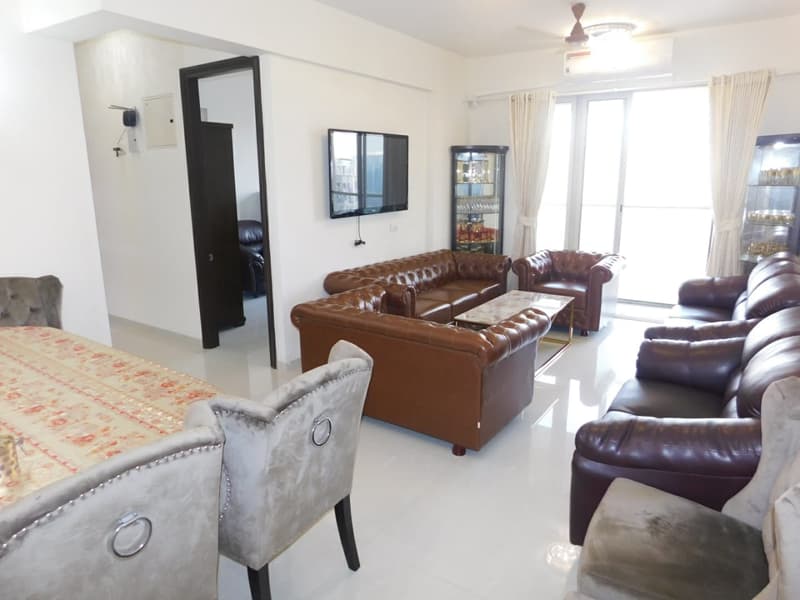 Lily White in Andheri East - Photo 19