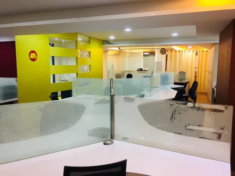 Aurus Chambers in Worli - Photo 16