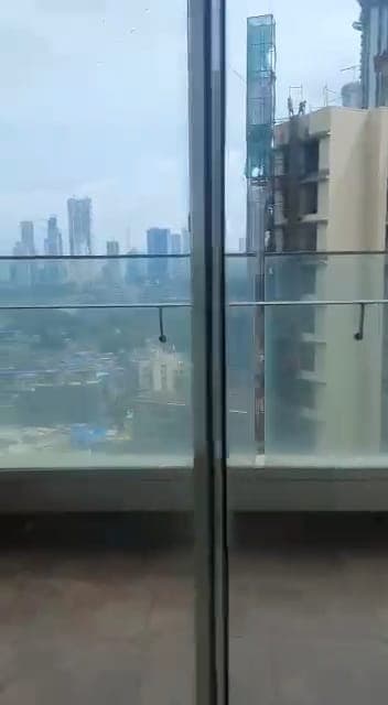 Raheja Vivarea in Mahalaxmi - Photo 36