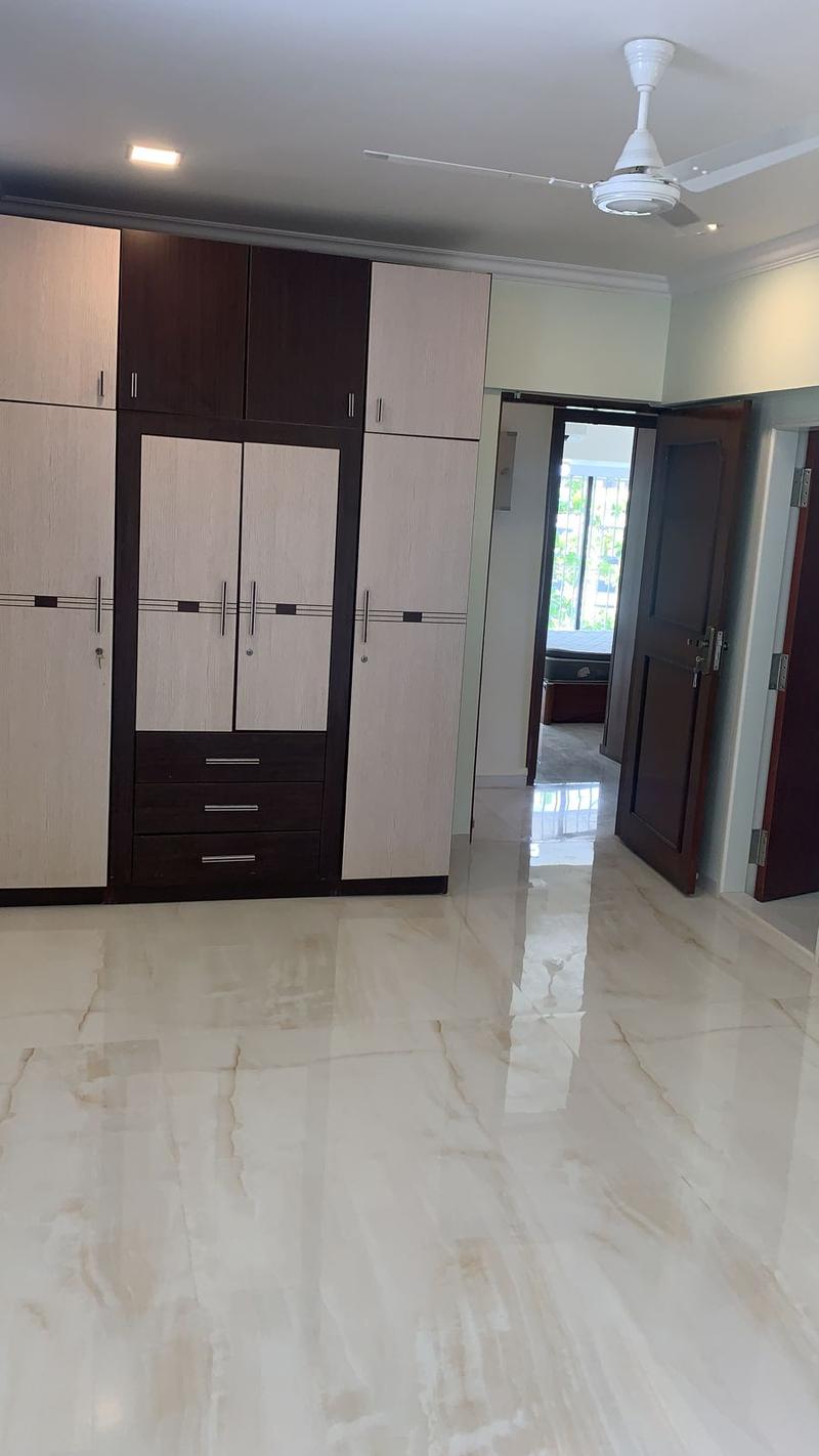 Sunrise Apartments in Bandra West - Photo 9