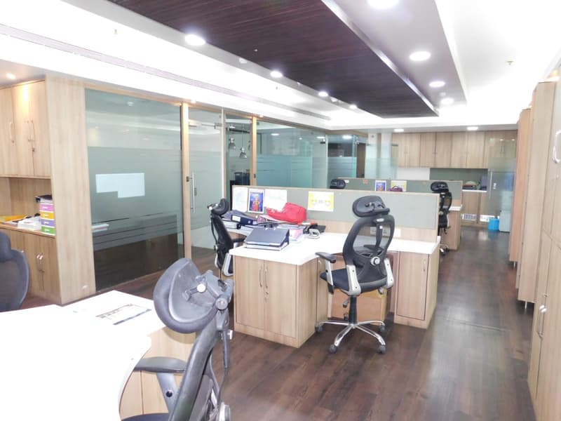 Trade Centre in Bandra East - Photo 2