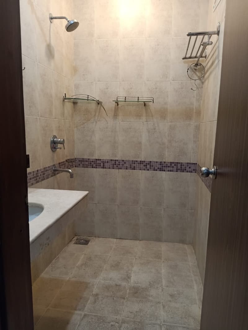 Oberoi Springs in Andheri West - Photo 93