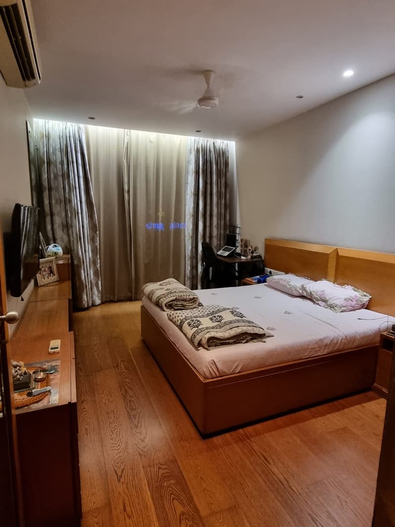 Orbit Heights in Tardeo - Photo 7