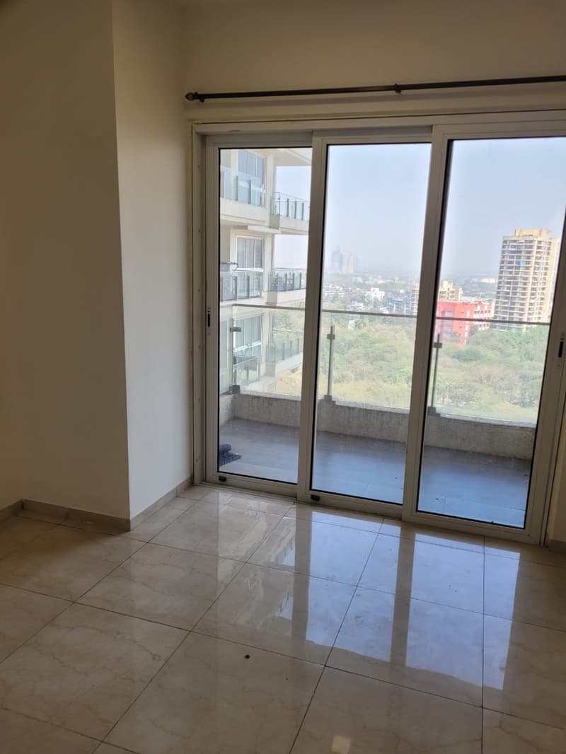 L&T Crescent Bay in Parel - Photo 13