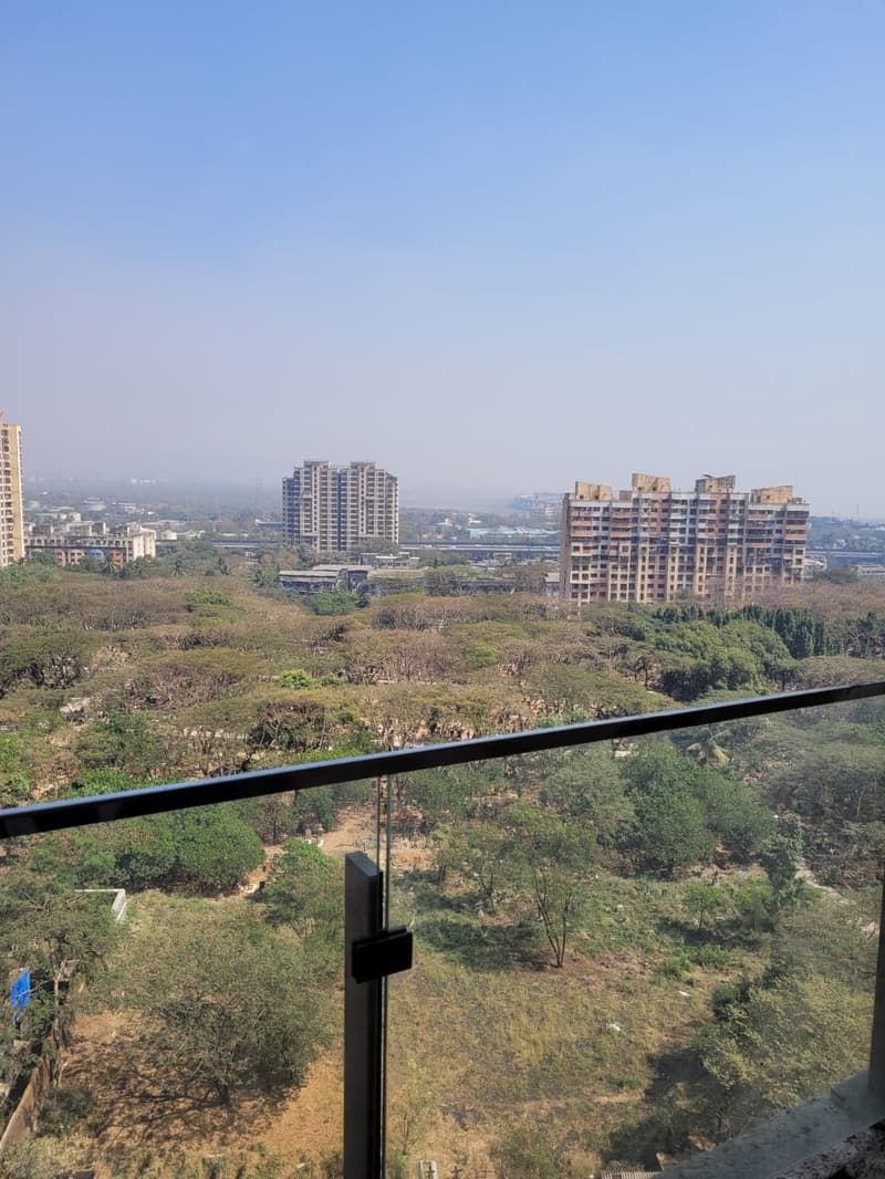 L&T Crescent Bay in Parel - Photo 19