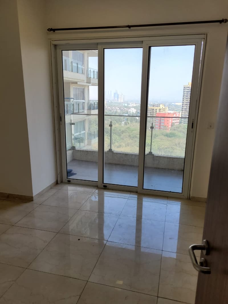L&T Crescent Bay in Parel - Photo 9