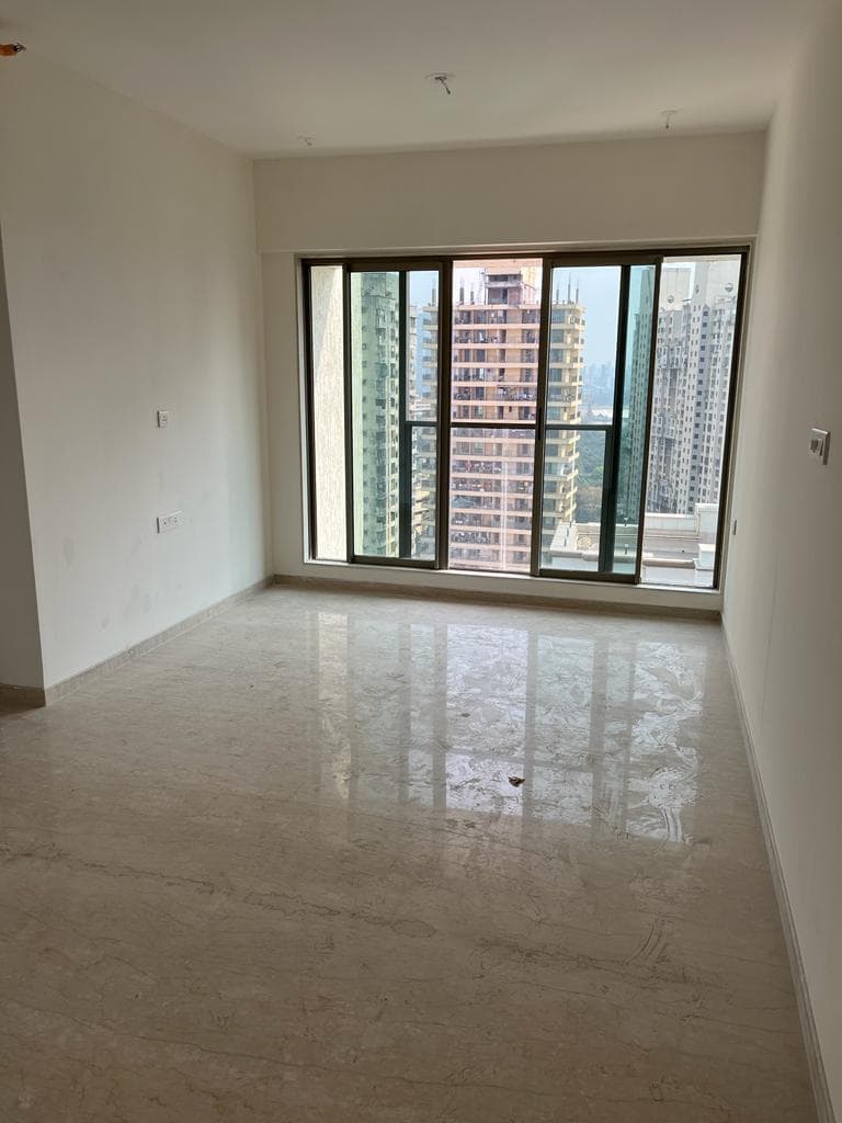 Chandak Cornerstone in Worli - Photo 17