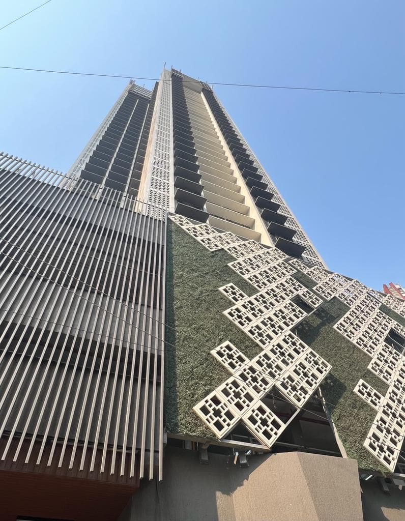 Chandak Cornerstone in Worli - Photo 18