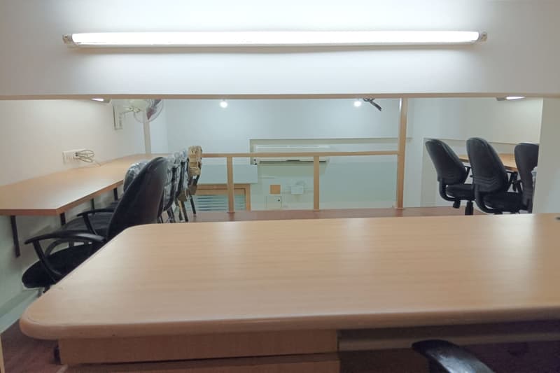 Royal Plaza in Andheri West - Photo 12