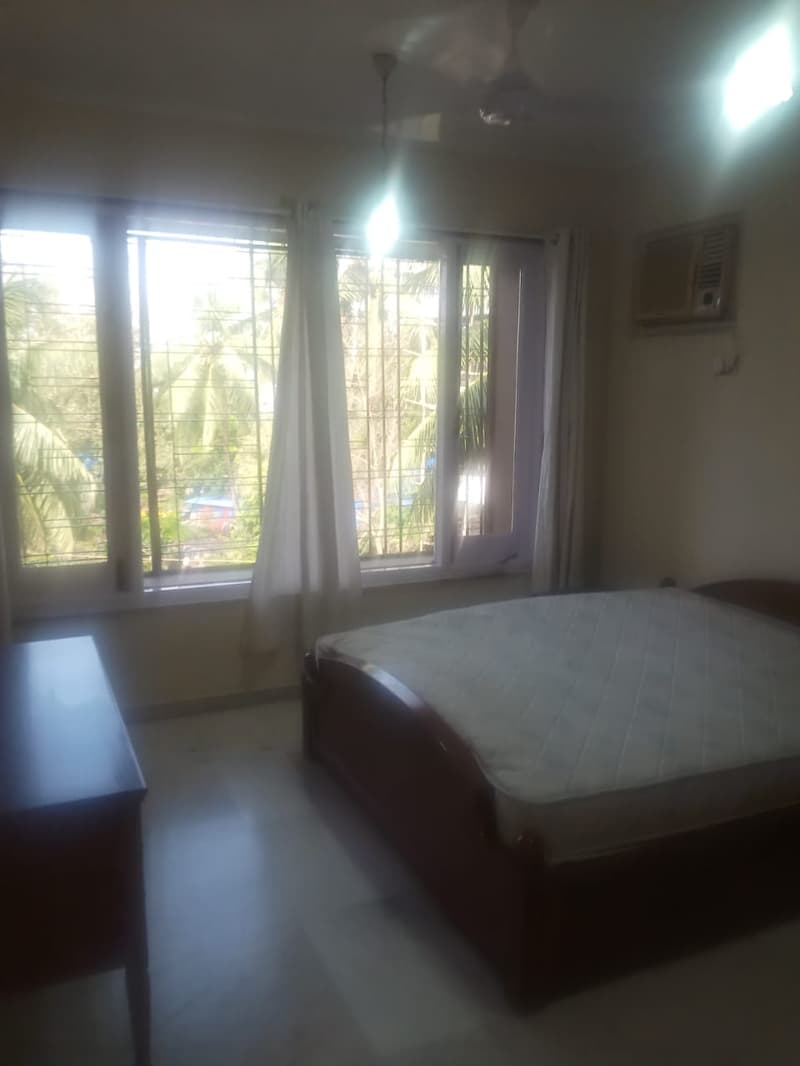 Valencia in Juhu - Photo 30