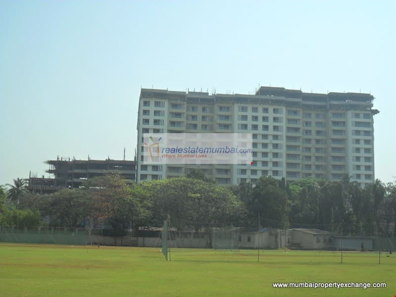 3 Jade Gardens for Rent in Bandra East