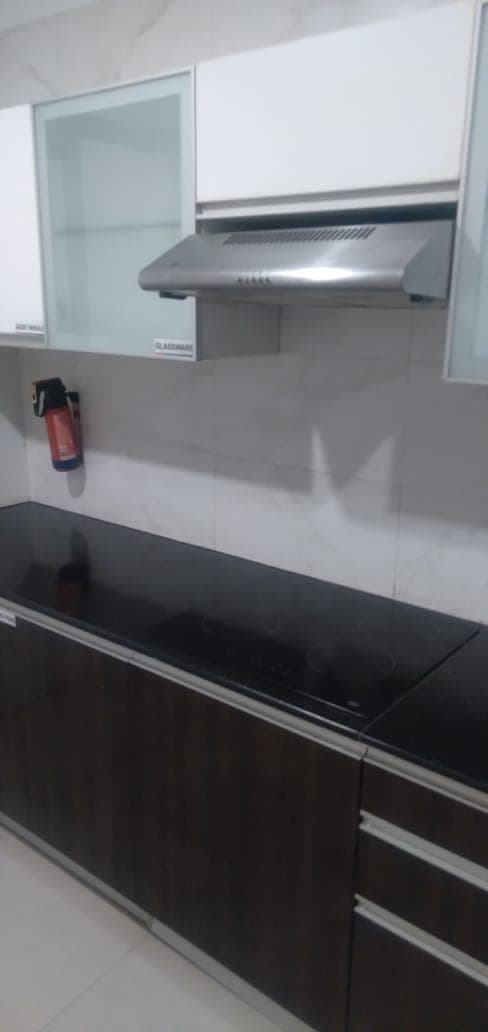 Vaswani Sea Garden View in Santacruz West - Photo 21