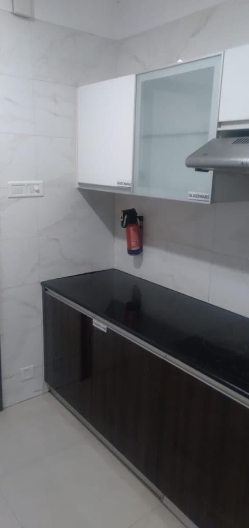 Vaswani Sea Garden View in Santacruz West - Photo 5