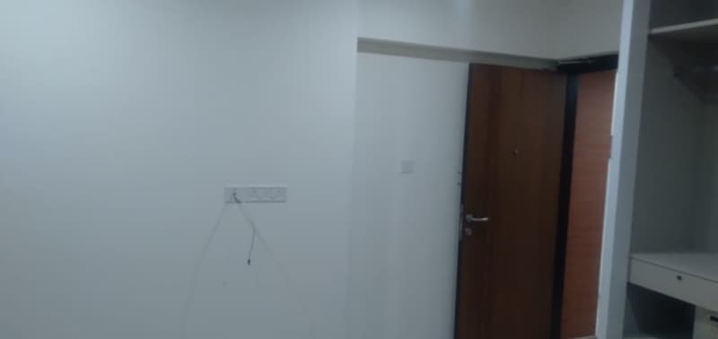 Vaswani Sea Garden View in Santacruz West - Photo 35