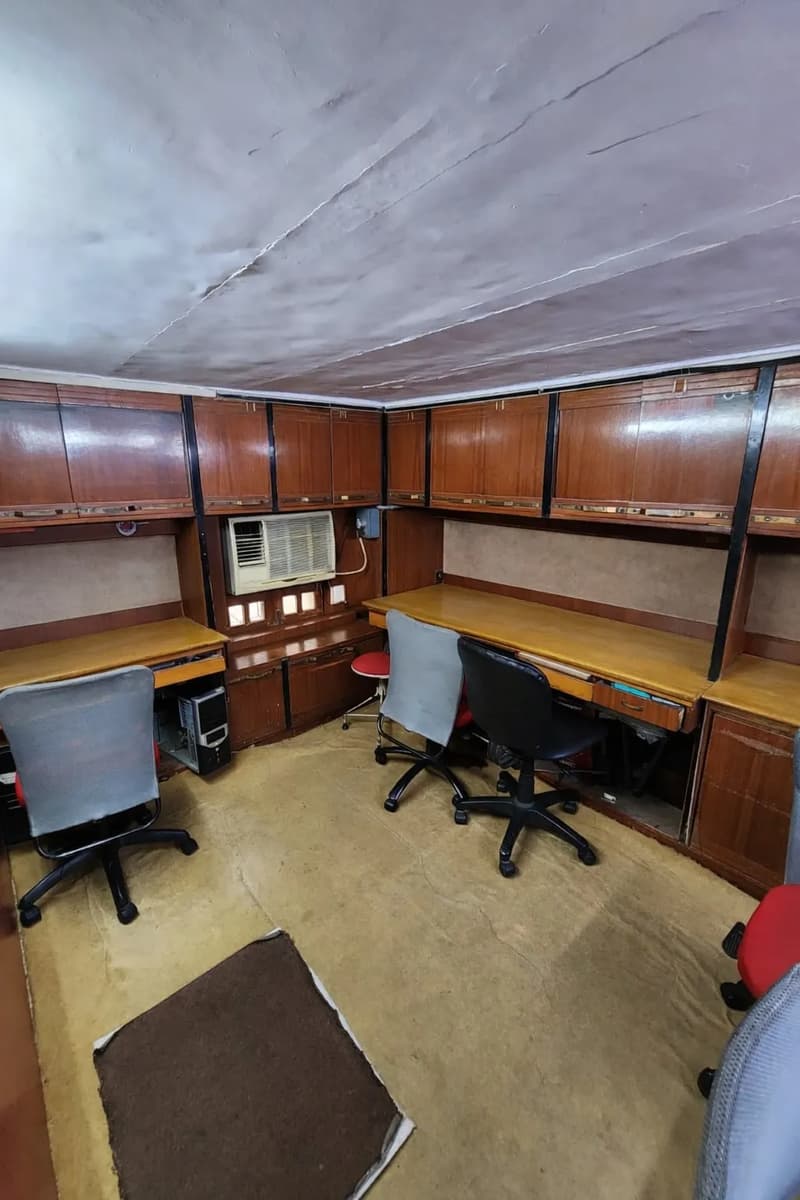 Office for Lease in Rajabahadur Compound, Fort - Photo 3
