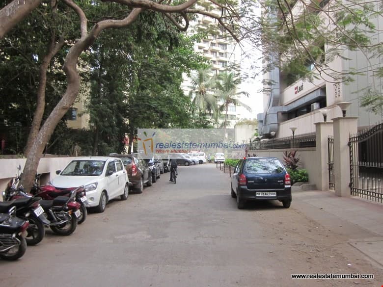 Stanford Plaza in Andheri West - Photo 2