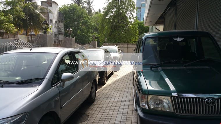 Peninsula Plaza in Andheri West - Photo 9