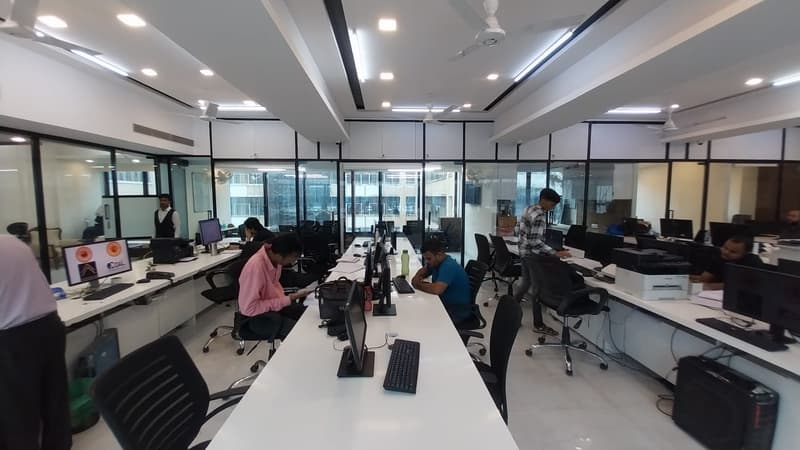 VIP Plaza in Andheri West - Photo 8
