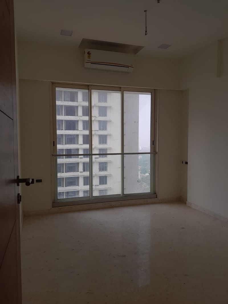 Ekta Tripolis in Goregaon West - Photo 7