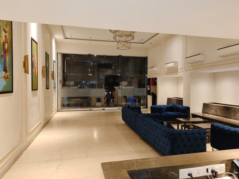 Bharat Acropolis in Juhu - Photo 9