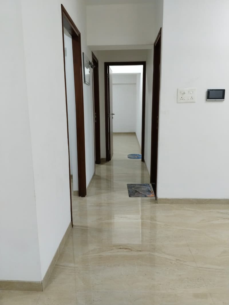 Bharat Acropolis in Juhu - Photo 20