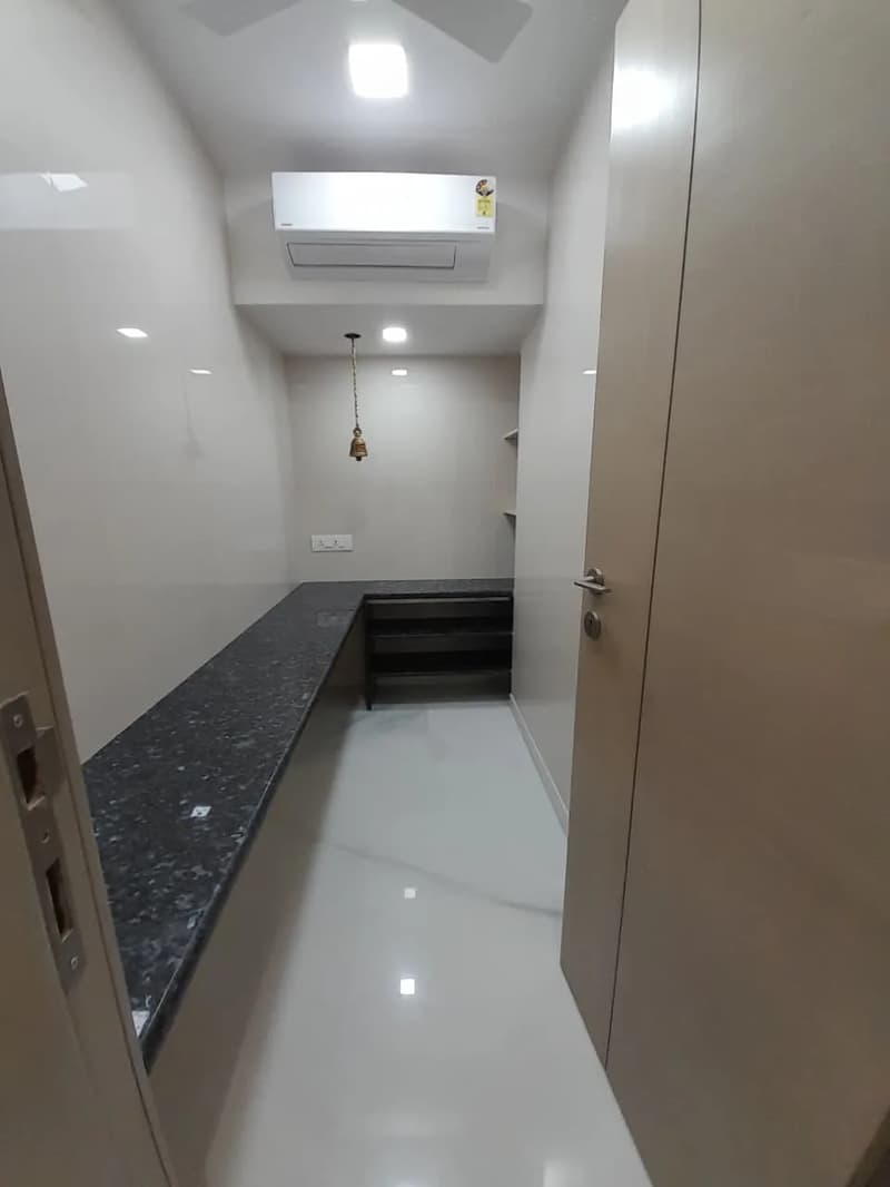 4 BHK Apartment for Rent in Skylark, Bandra West - Photo 8