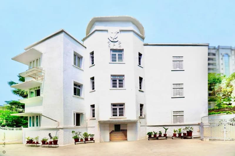 3 BHK Mayqueen for Rent in Bandra West