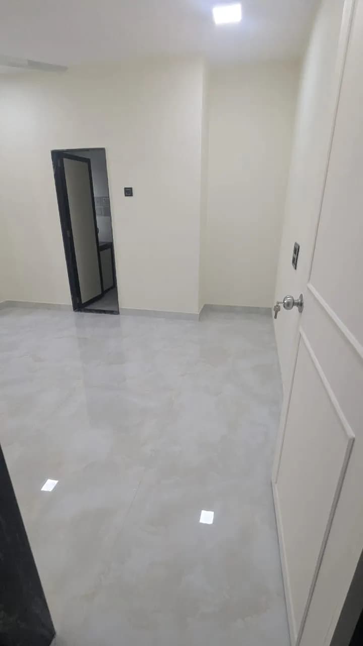 2 BHK Apartment for Rent in Oakland Park, Andheri West - Photo 13
