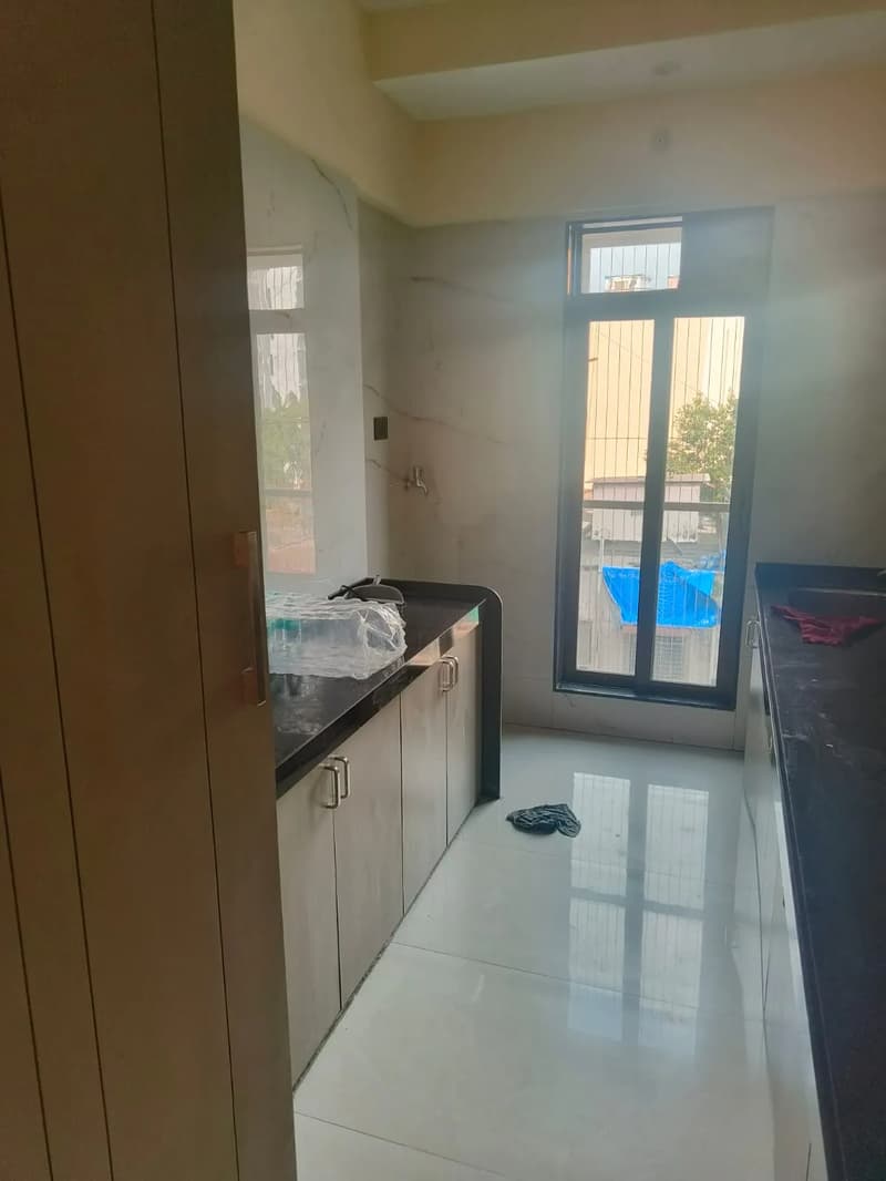 2 BHK Apartment for Rent in Sosar Solitaire, Khar West - Photo 7