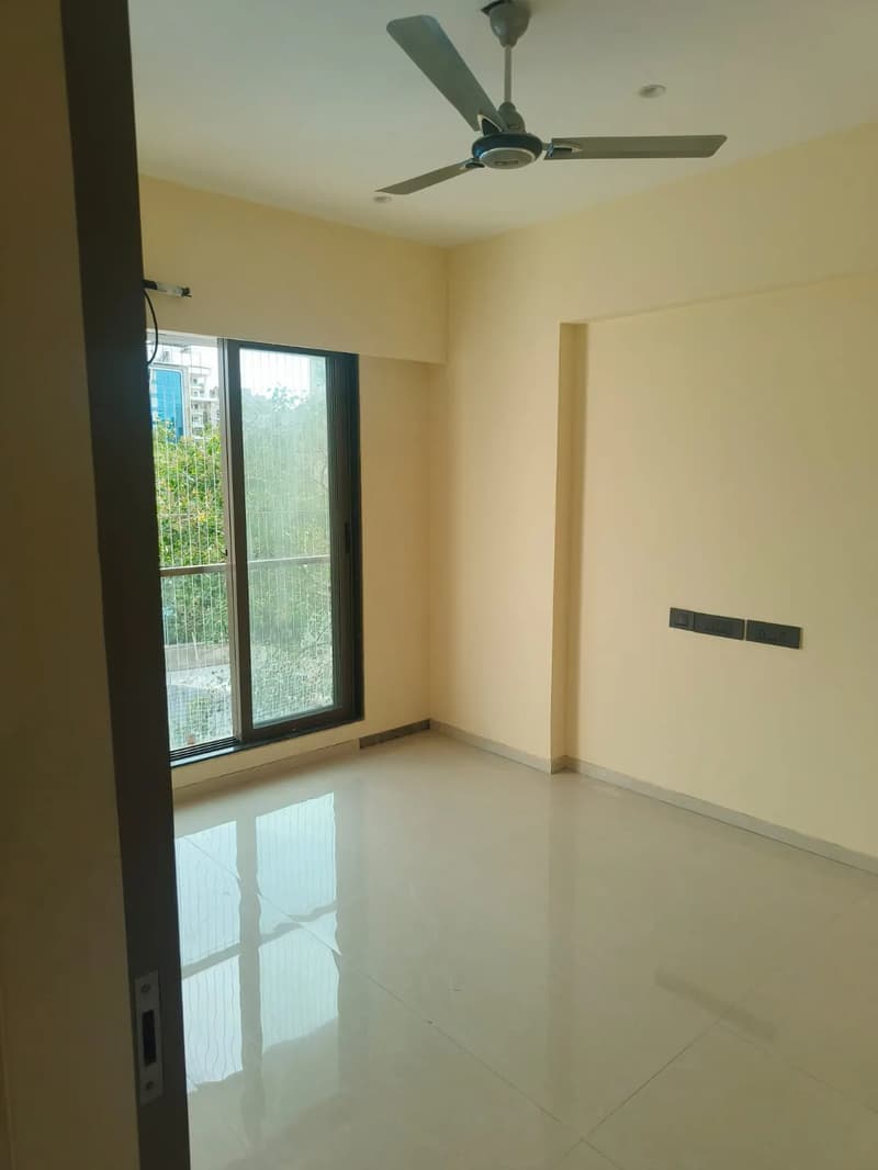 2 BHK Apartment for Rent in Sosar Solitaire, Khar West - Photo 10