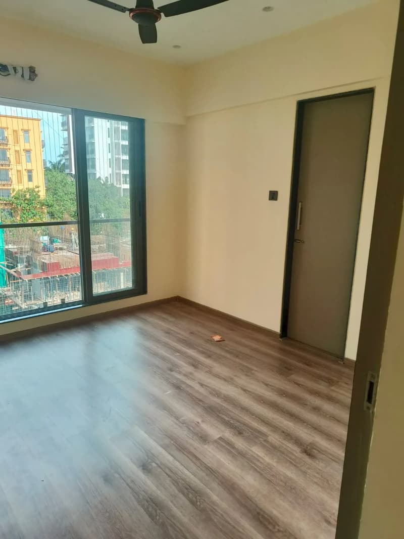 2 BHK Apartment for Rent in Sosar Solitaire, Khar West - Photo 14