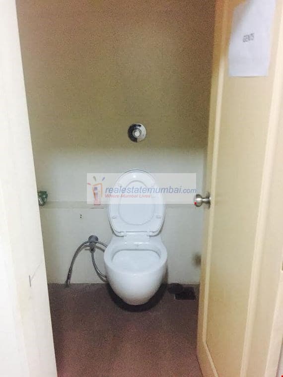 Peninsula Park in Andheri West - Photo 8