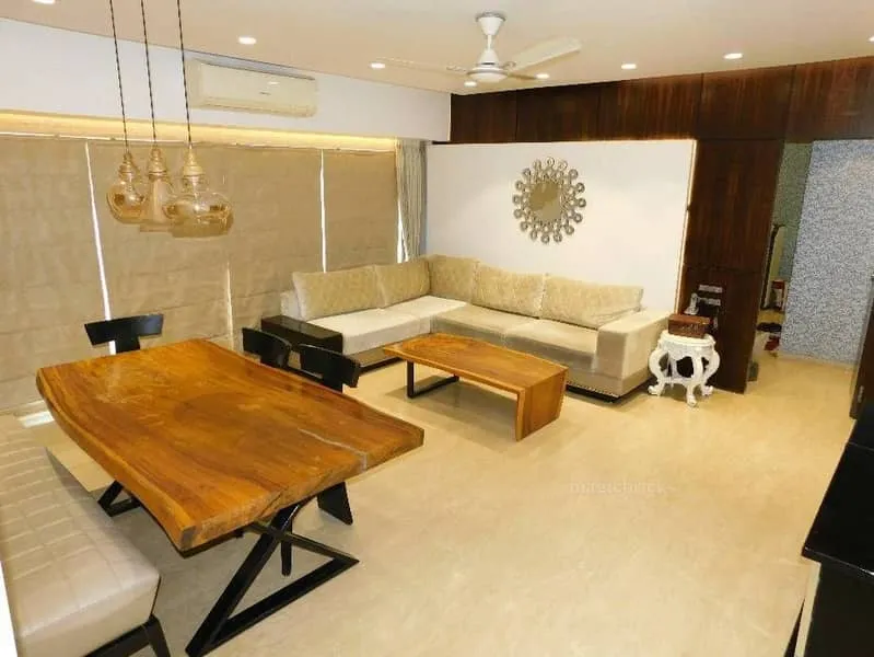3 BHK in Bandra West
