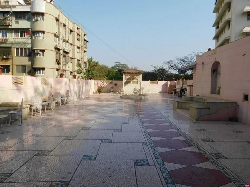 4 BHK Furnished in Veena Tower , Colaba